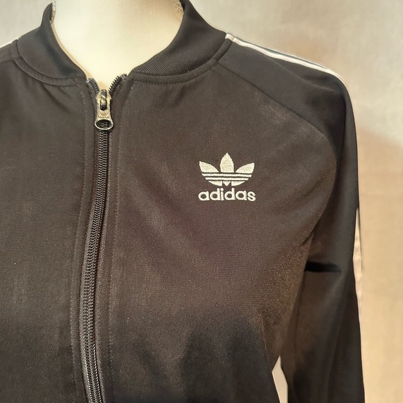 Adidas Black and White Varsity Jacket Sporty Style - Picture 3 of 9